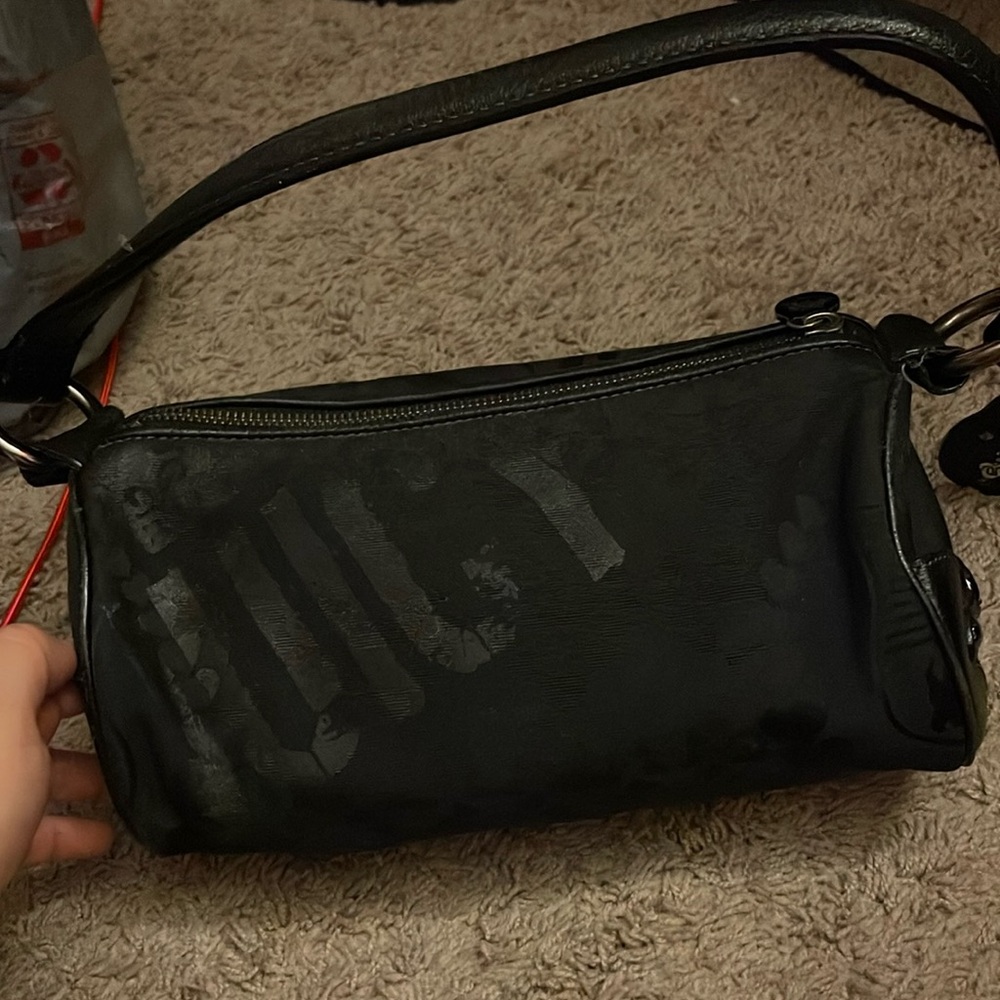Great shoulder bag!